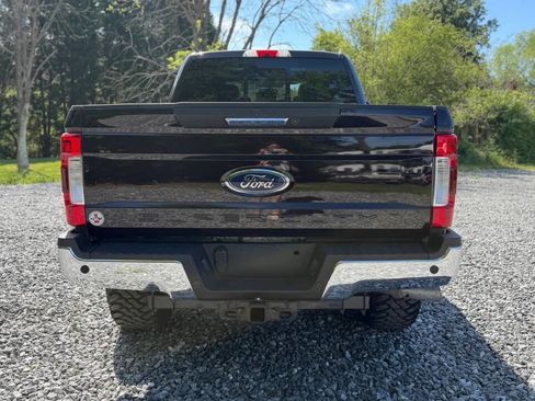 Used 2019 Ford F250 Lariat w/ FX4 Off-Road Package AWD/4WD image 6