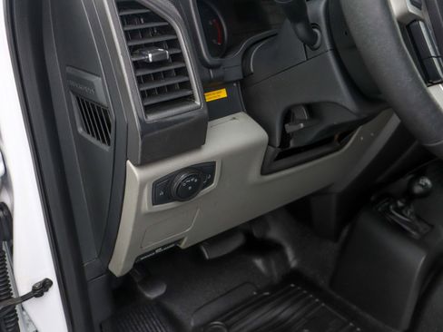 Used 2019 Ford F550 4x4 SuperCab Super Duty image 17