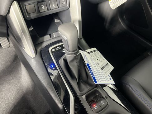 Used 2024 Toyota Corolla Cross AWD Hybrid w/ Convenience Package image 25
