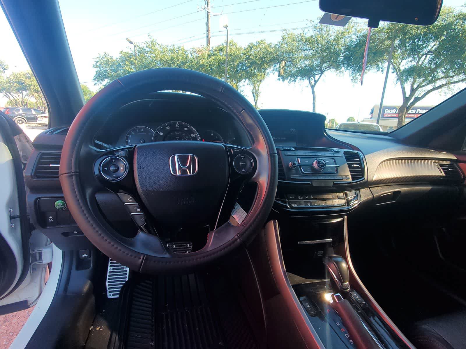Used 2017 Honda Accord Sport Special Edition image 13