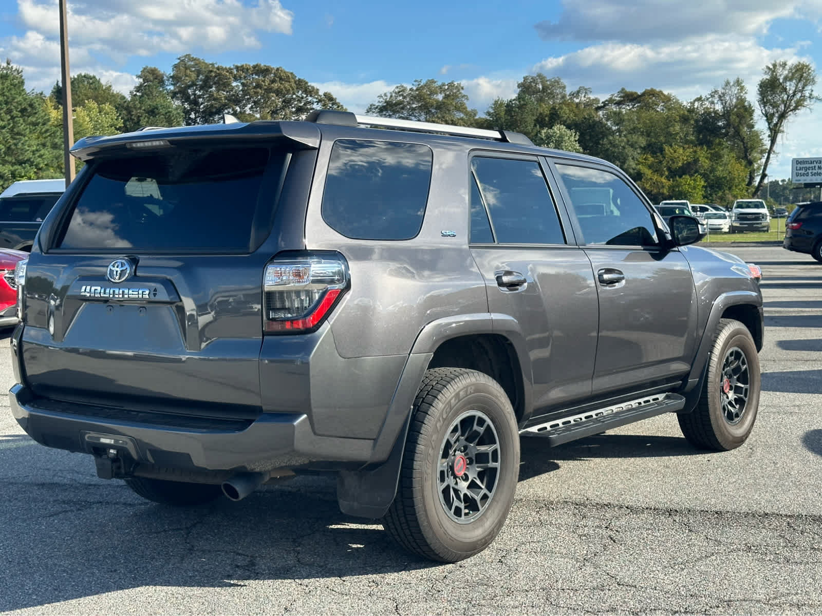 Used 2022 Toyota 4Runner SR5 w/ TRD Black Wheel Package (TMS) AWD/4WD image 7