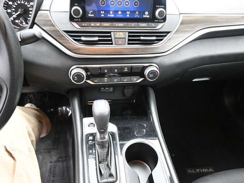 Used 2023 Nissan Altima 2.5 SV FWD image 35