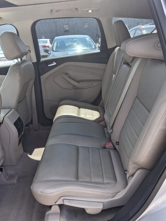 Used 2015 Ford Escape SE FWD image 12