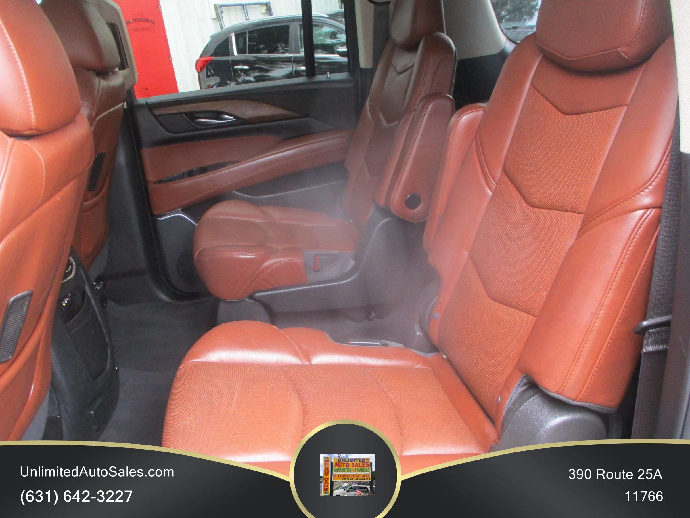 Used 2016 Cadillac Escalade ESV Luxury AWD/4WD image 6