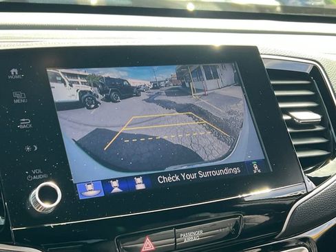 Used 2022 Honda Ridgeline Black Edition image 16