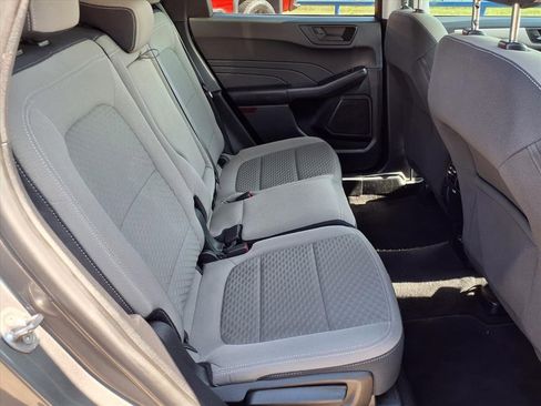 Certified 2022 Ford Escape SE w/ SE Sport Appearance Package image 28