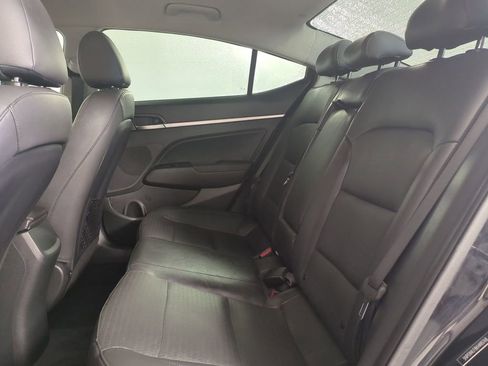 Used 2019 Hyundai Elantra Limited w/ Cargo Package image 14