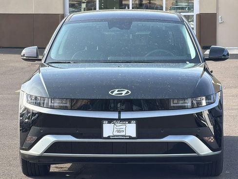 New 2026 Hyundai Ioniq 5 SEL image 3