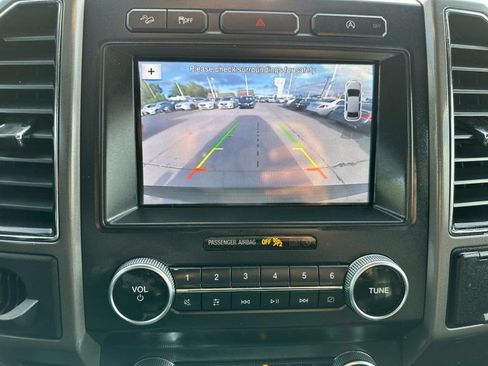 Used 2019 Ford Expedition Max XLT w/ Equipment Group 201A AWD/4WD image 20