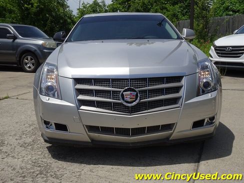 Used 2008 Cadillac CTS 3.6 AWD w/ Luxury Level Two Package image 2