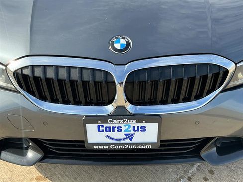 Used 2020 BMW 330i Sedan w/ Premium Package image 12