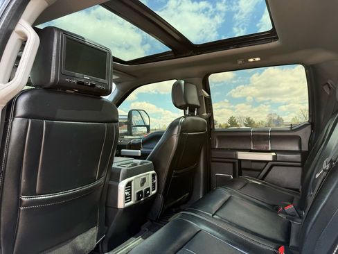 Used 2021 Ford F350 Lariat AWD/4WD image 23