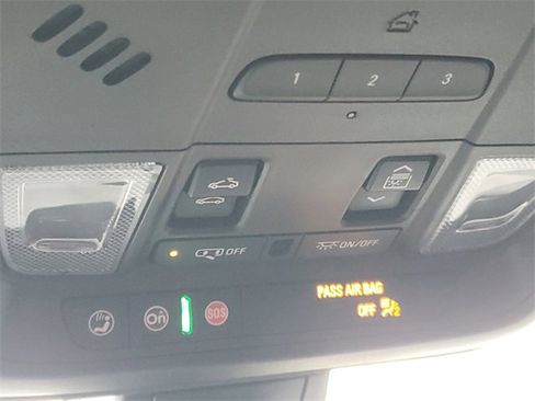 Certified 2023 Cadillac XT6 Luxury image 25