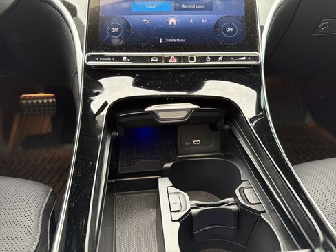 Certified 2024 Mercedes-Benz C 300 4MATIC Sedan image 31