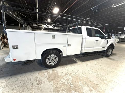 Used 2017 Ford F350 XL w/ Power Equipment Group image 8