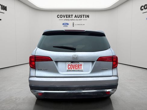 Used 2016 Honda Pilot Touring image 4