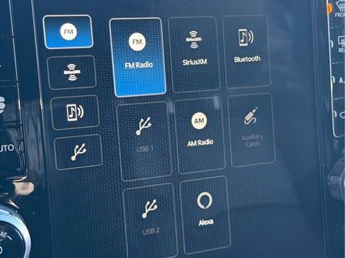 Used 2022 RAM 2500 Laramie w/ Night Edition image 17