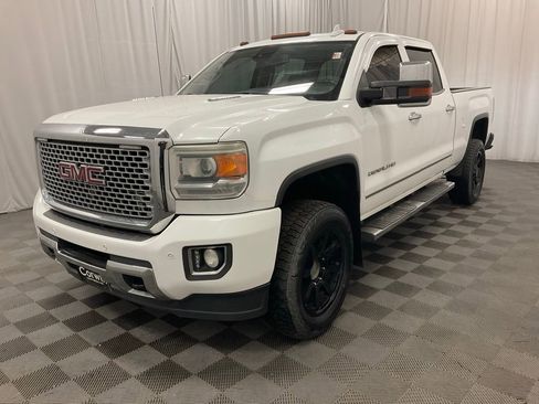 Used 2015 GMC Sierra 2500 Denali image 5