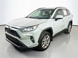 Used 2019 Toyota RAV4 XLE Premium video 3