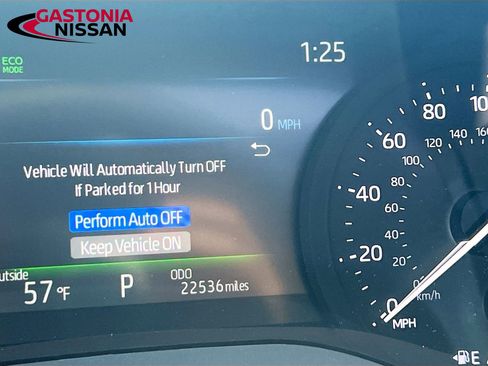 Used 2025 Toyota Sienna XLE image 15