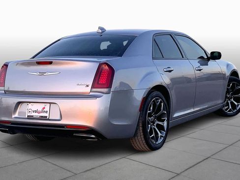 Used 2015 Chrysler 300 S image 12