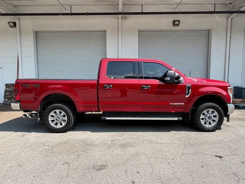 Used 2022 Ford F250 XLT w/ XLT Value Package AWD/4WD image 4