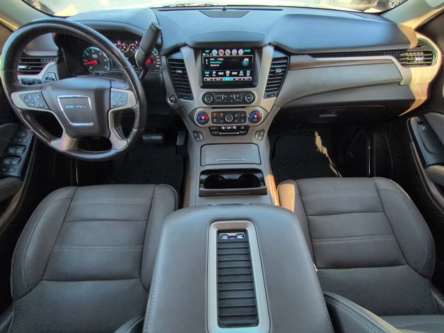 Used 2020 GMC Yukon Denali w/ Open Road Package RWD image 14
