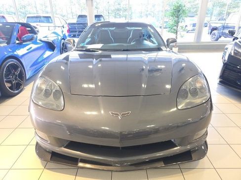 Used 2010 Chevrolet Corvette Base image 2