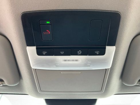 Used 2025 Nissan Sentra SV image 15