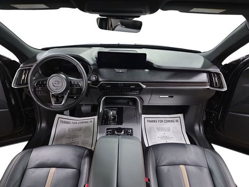 Used 2025 MAZDA CX-90 3.3 Turbo w/ Premium Plus Pkg image 9