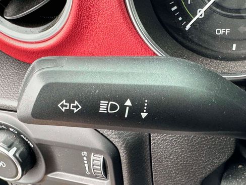 Used 2023 Jeep Wrangler Unlimited Rubicon 4xe AWD/4WD image 22