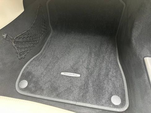 Used 2013 Mercedes-Benz SL 550 image 34