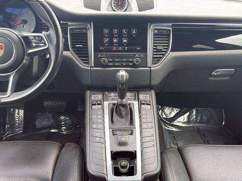Used 2018 Porsche Macan S AWD/4WD image 15