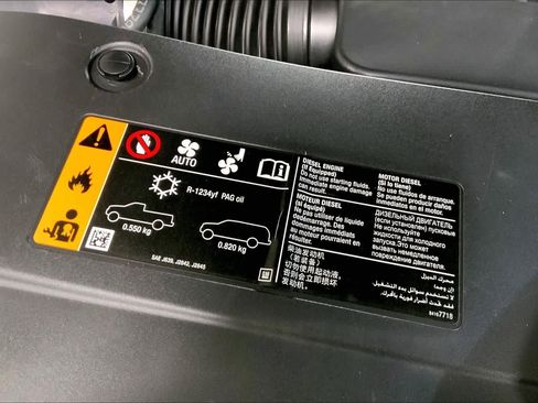 Used 2018 GMC Yukon Denali w/ Denali Ultimate Package image 32