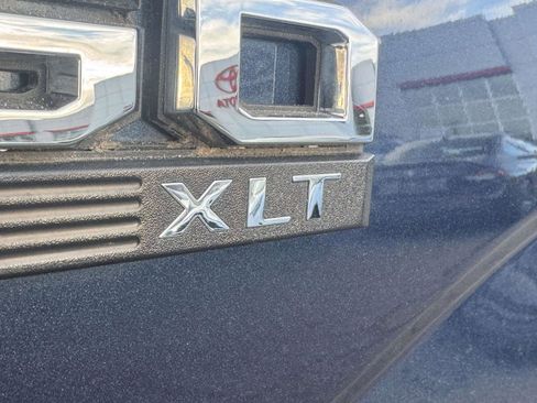 Used 2015 Ford F150 XLT w/ Equipment Group 302A Luxury image 9