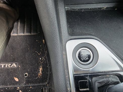 Used 2021 Nissan Sentra SV FWD image 17
