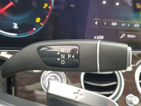 Used 2021 Mercedes-Benz E 350 Sedan image 31