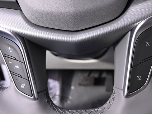 New 2025 Cadillac XT5 Premium Luxury w/ LPO, Floor Liner Package AWD/4WD image 36