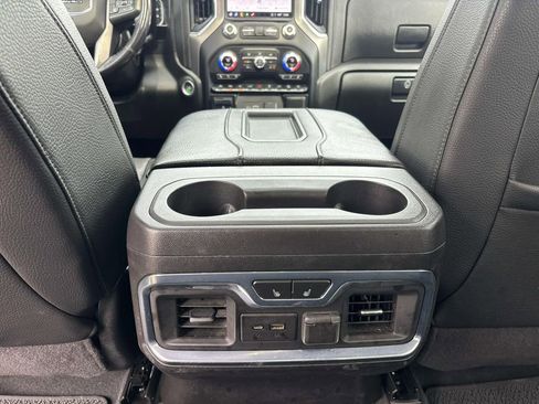 Used 2021 GMC Sierra 1500 Denali w/ Denali Ultimate Package AWD/4WD image 8