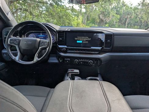 Used 2024 Chevrolet Silverado 1500 LT Trail Boss w/ Convenience Package II AWD/4WD image 13