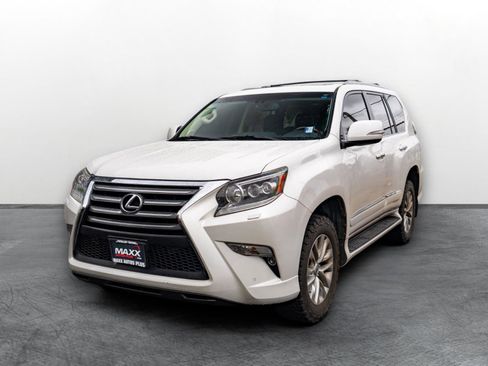 Used 2017 Lexus GX 460 Premium AWD/4WD image 2