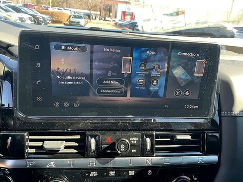 New 2026 Nissan Pathfinder Platinum image 15