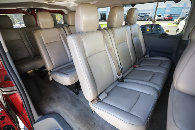 Used 2016 Nissan NV 3500 SL RWD image 38