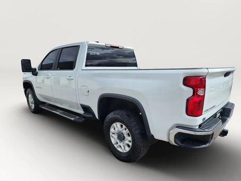 Used 2024 Chevrolet Silverado 2500 LT AWD/4WD image 5