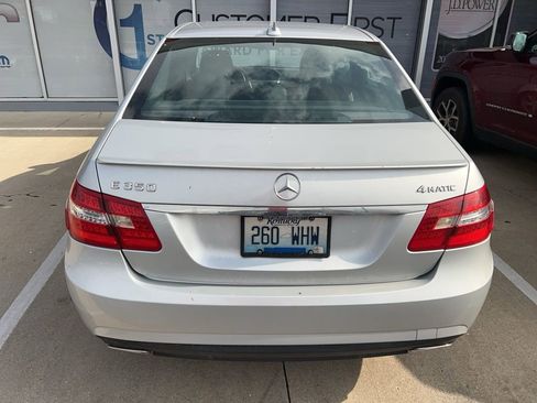 Used 2012 Mercedes-Benz E 350 4MATIC Sedan image 5