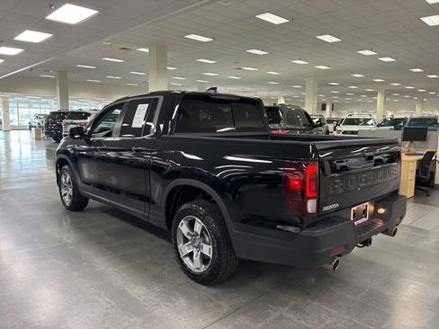 Used 2025 Honda Ridgeline RTL image 5