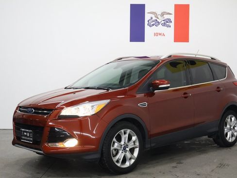 Used 2016 Ford Escape Titanium image 8