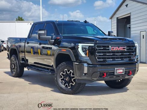 Used 2024 GMC Sierra 2500 AT4 w/ AT4 Preferred Package AWD/4WD image 1