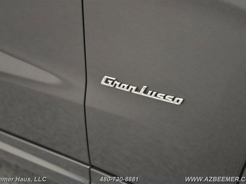 Used 2018 Maserati Levante S GranLusso image 44