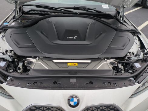 Certified 2026 BMW i4 eDrive40 w/ Premium Package RWD image 32